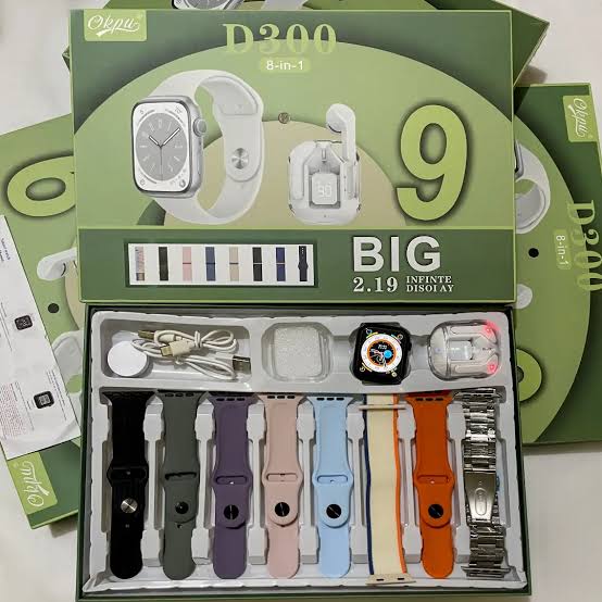 D300 CURVED DISPLY SMART WATCH +EARBUDS AIR31 FREE SERIES 9